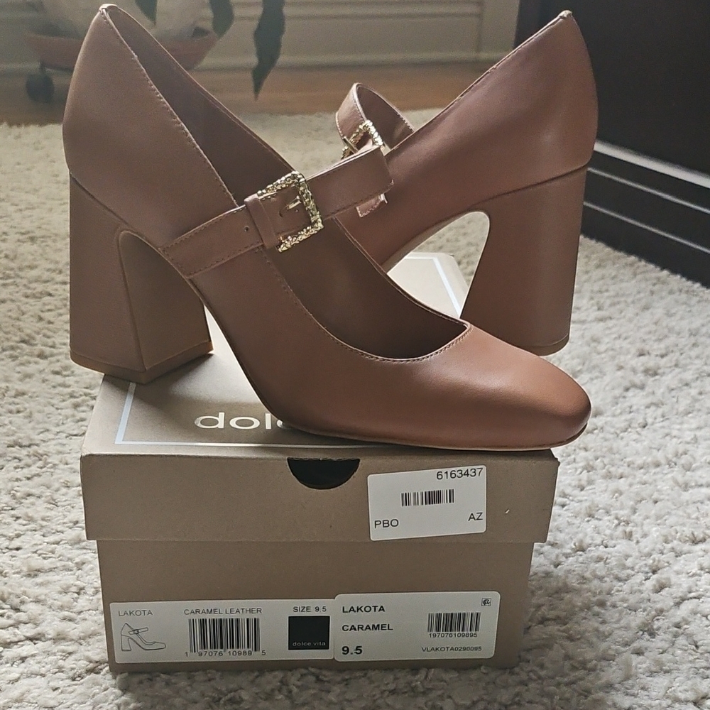 Dolce Vita Lakota Tan Leather Heels NIB 9.5 Caramel